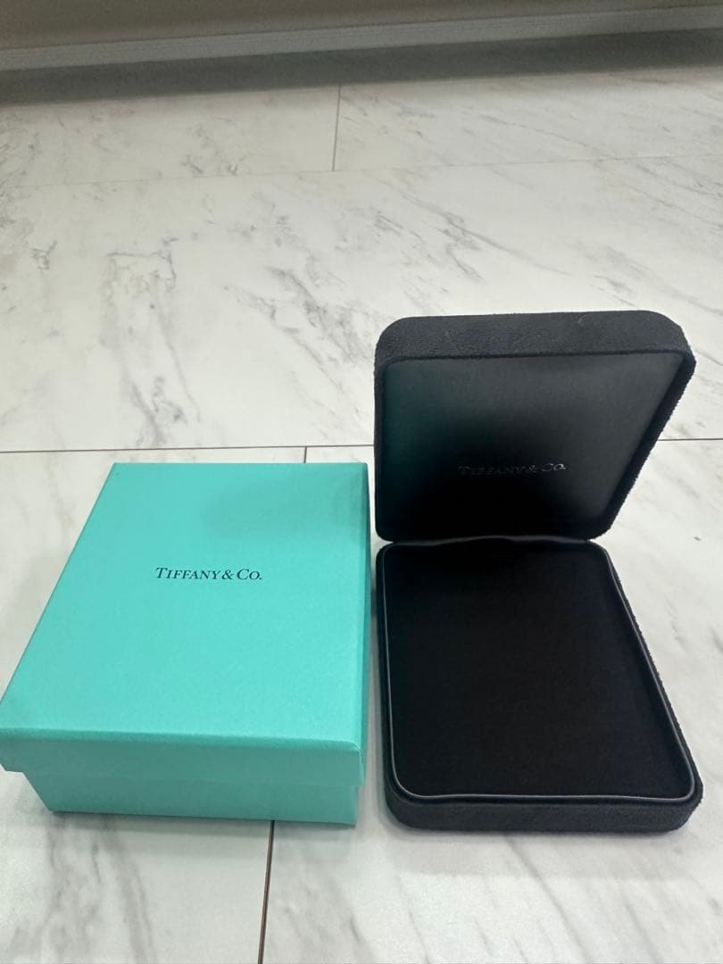Tiffany & Co. ギフトボックス 【空箱】 - メルカリ