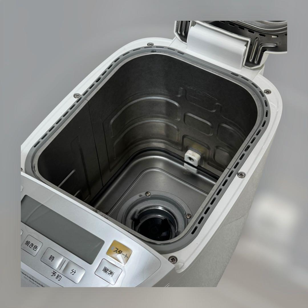 古玩工芸品の銅器は蓮観音に盤座して置物をし 古玩工芸品の銅器は蓮