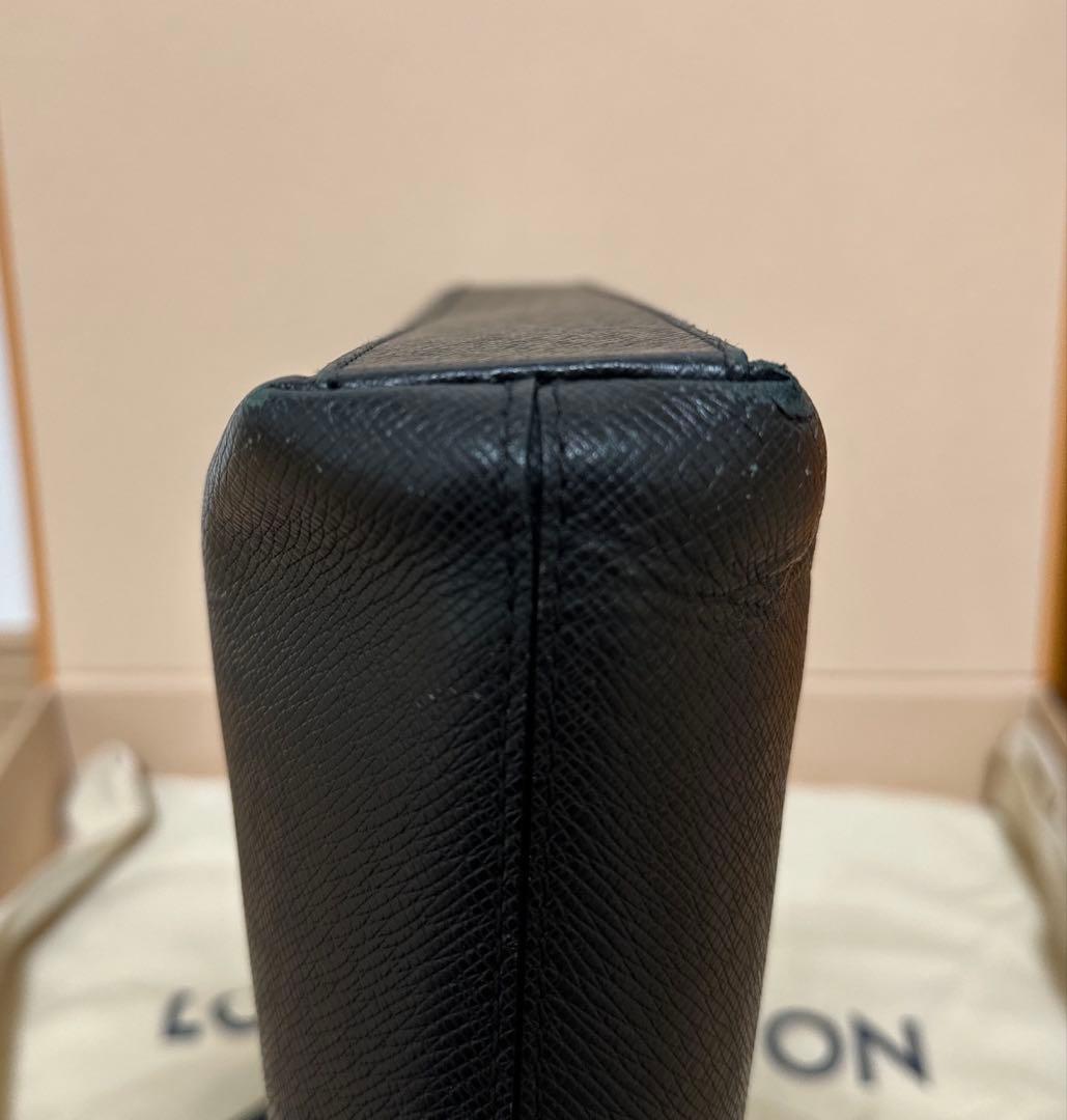 LOUIS VUITTON ルイヴィトン タイガ アントン ブリーフケース