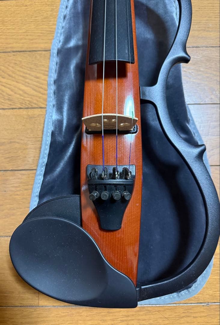 YAMAHA ヤマハ　サイレントバイオリン　SV-120
