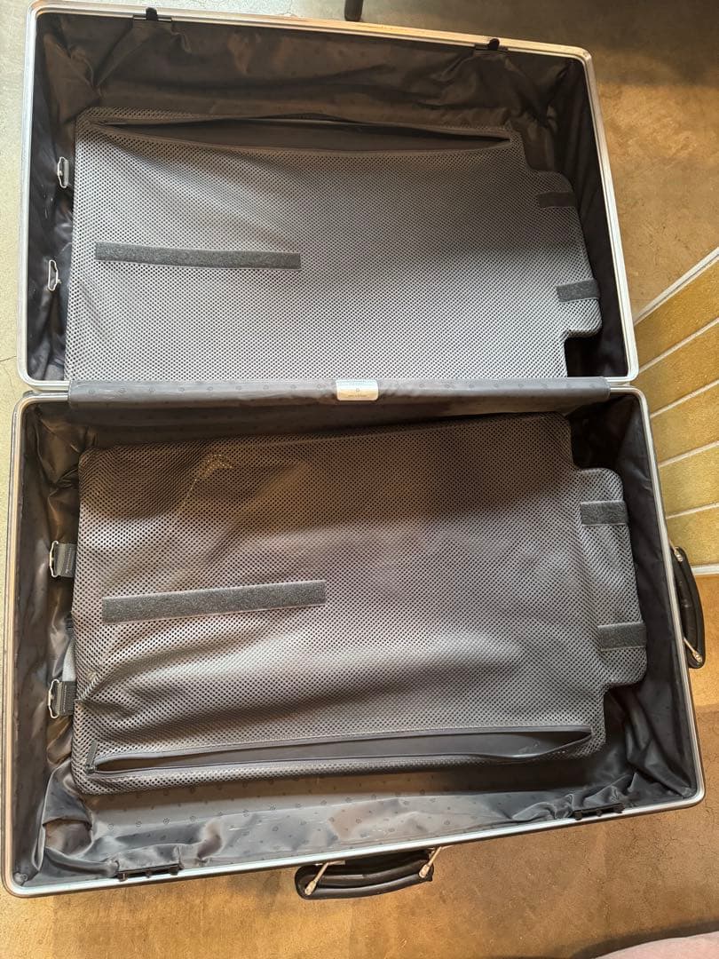 リモワクラシックチェックイン 83L4輪- シルバー 大谷量