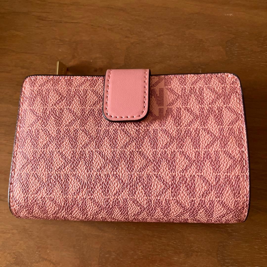 新品未使用　マイケルコース　二つ折り財布　ピンク