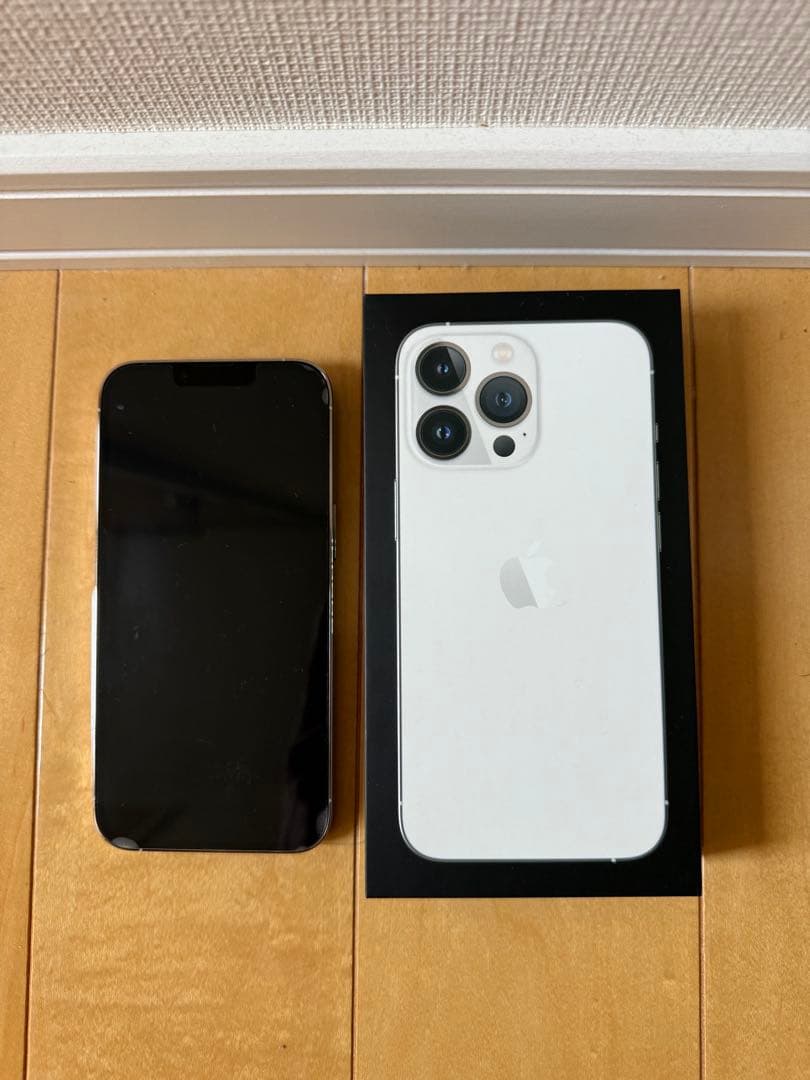 美品】iPhone 13 Pro 256GB SIMフリー Apple iPhone 13 Pro 256GB