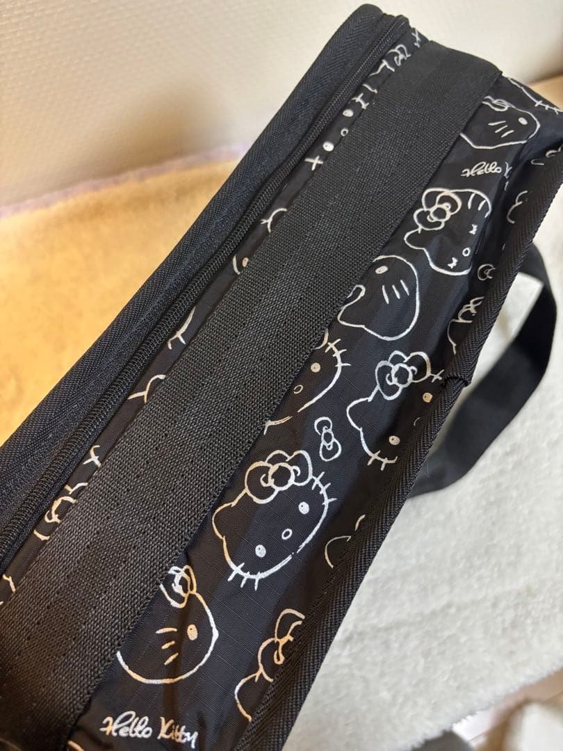 【タグ付き新品】レスポートサック × ハローキティ 50周年限定ショルダーバッグ