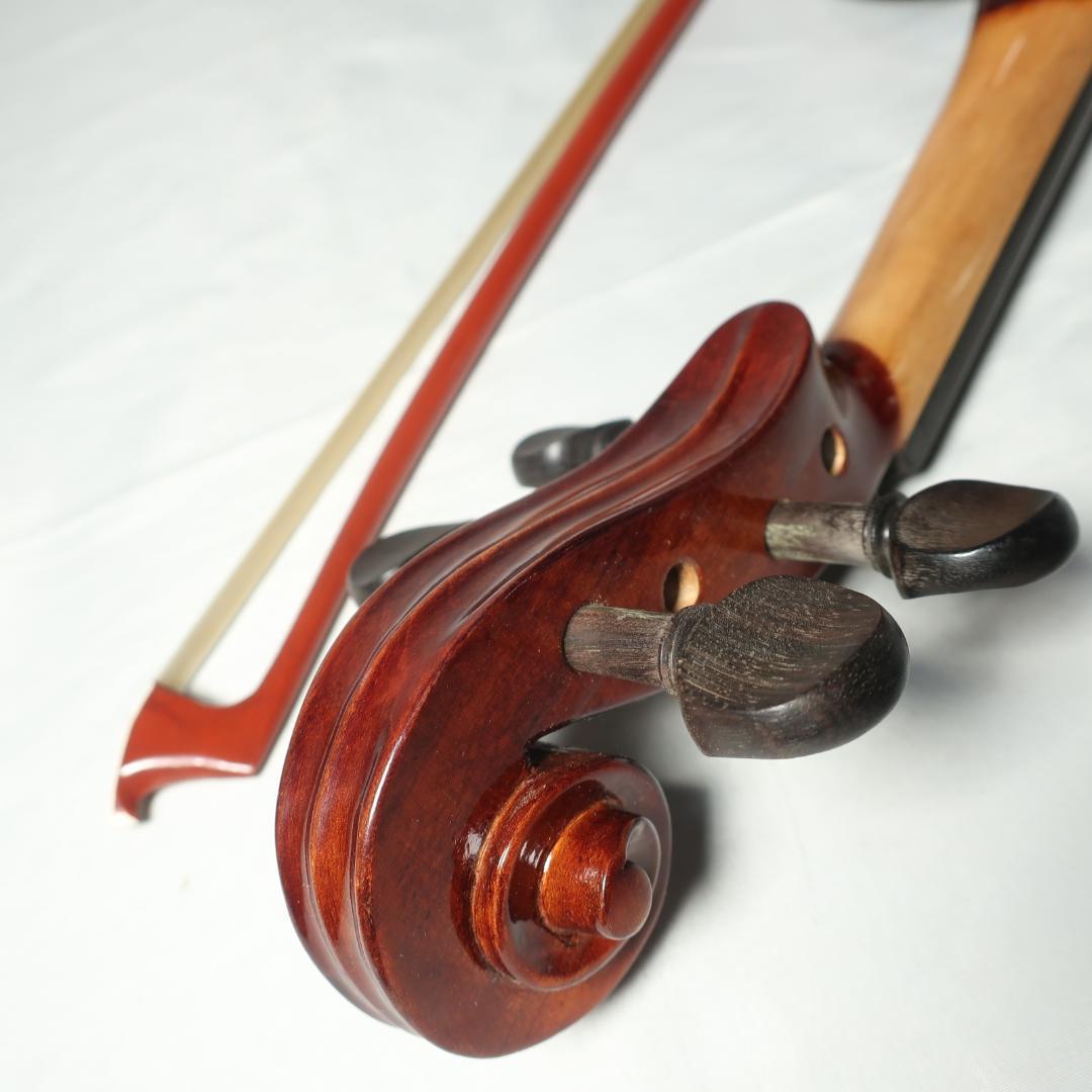 Artisan SVS-400 バイオリン 4/4 ケース 弓 KUN肩当 付属