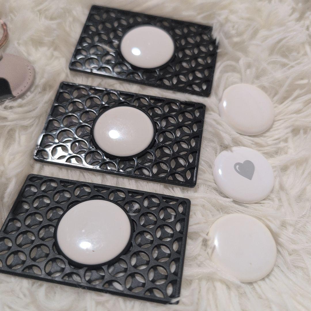 Apple AirTag 本体 6個セット ホワイト　エアタグ