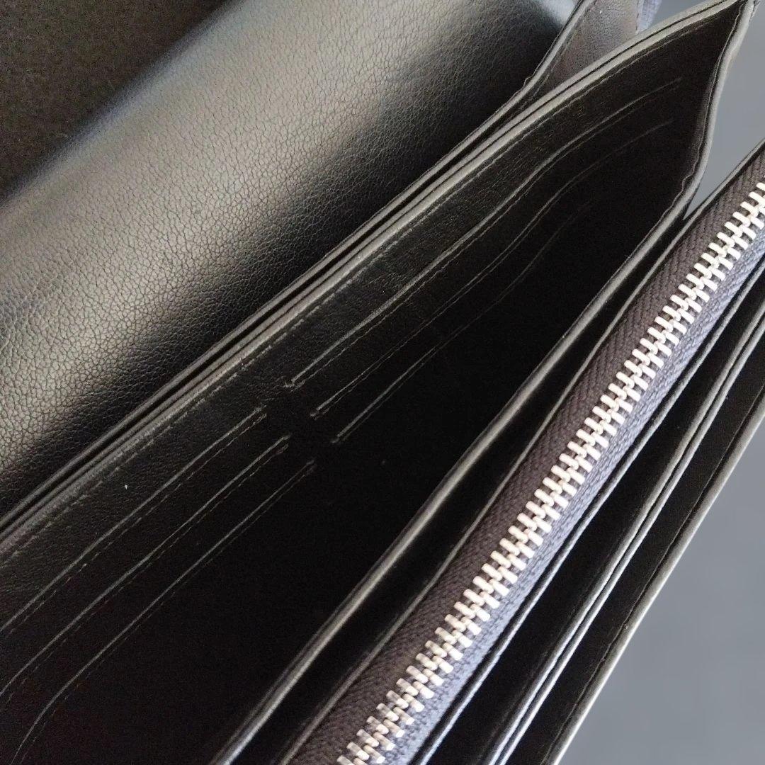 DIESEL ブラックショルダーバッグ【男女兼用】