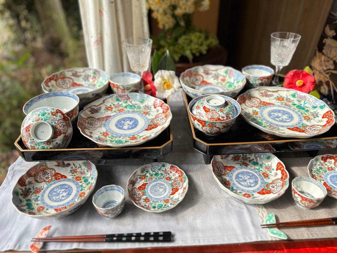 祝ジャングリア‼️六通りもの揃‼️大正伊万里上錦手Dragon❌