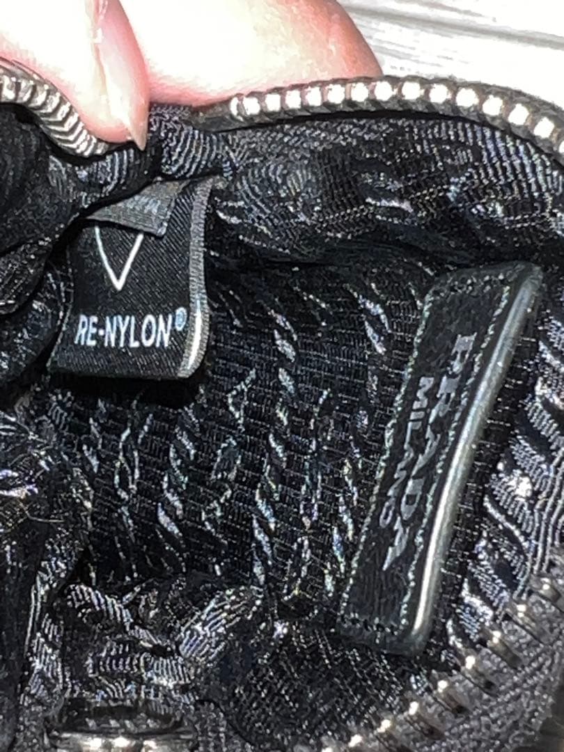 PRADA/Re-Nylon/Xサフィアーノレザー/ミニポーチ