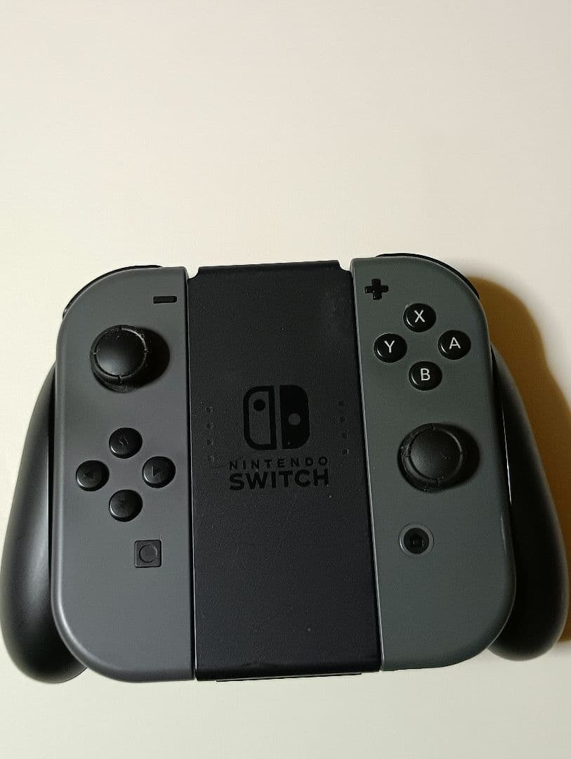 Nintendo Switch 本体 + Joy-Con（グレー）
