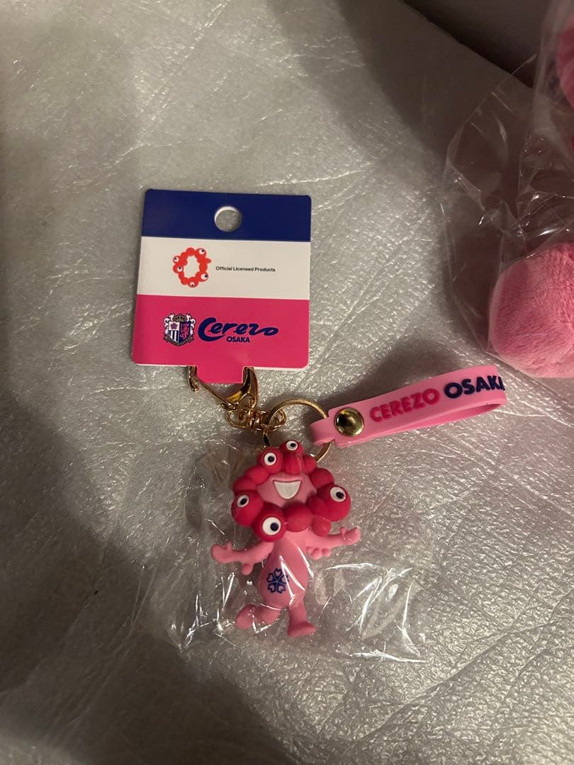 ミャクミャク セレッソ大阪 3点セット キーホルダー ピンバッジ ぬいぐるみ