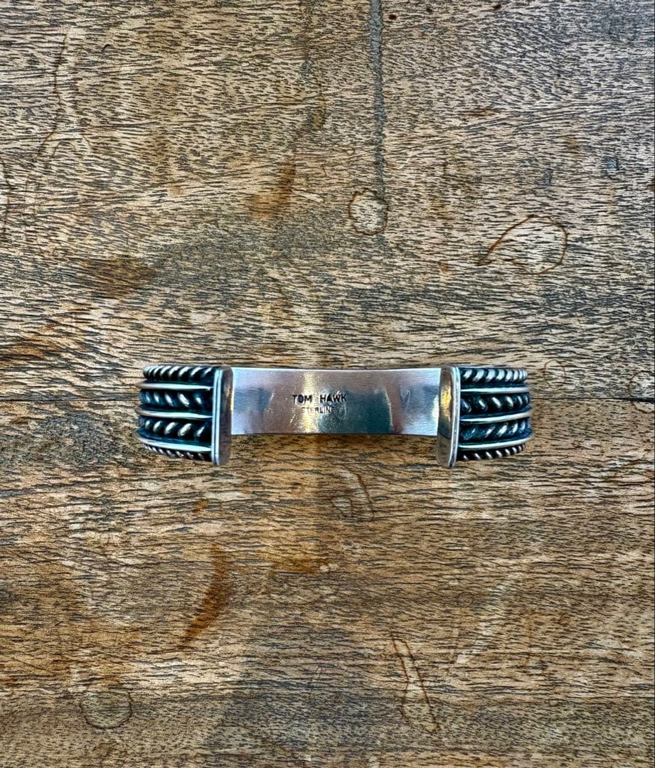 TOM HAWK （トムホーク）ナバホ族 インディアンジュエリー バングル