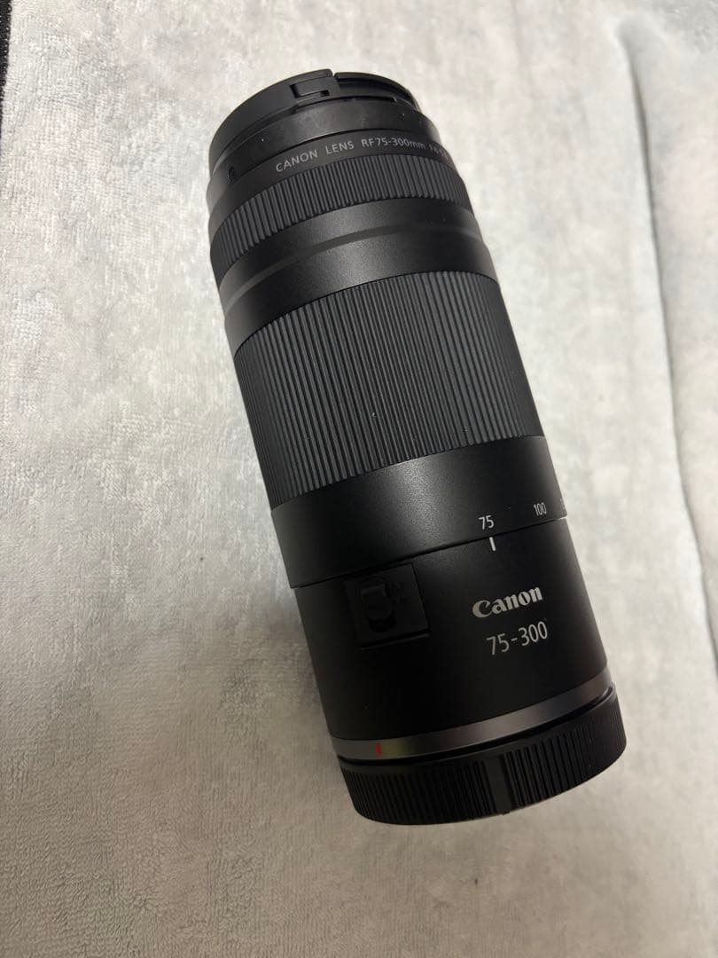 キャノン RF75-300mm F4-5.6 Amazon.com : Canon RF75-300mm F4-5.6 Zoom Lens with UV Filter +