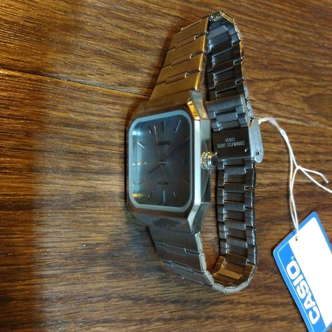 CASIOカシオ　日本未発売モデル　スクエアケース　MTP-B185