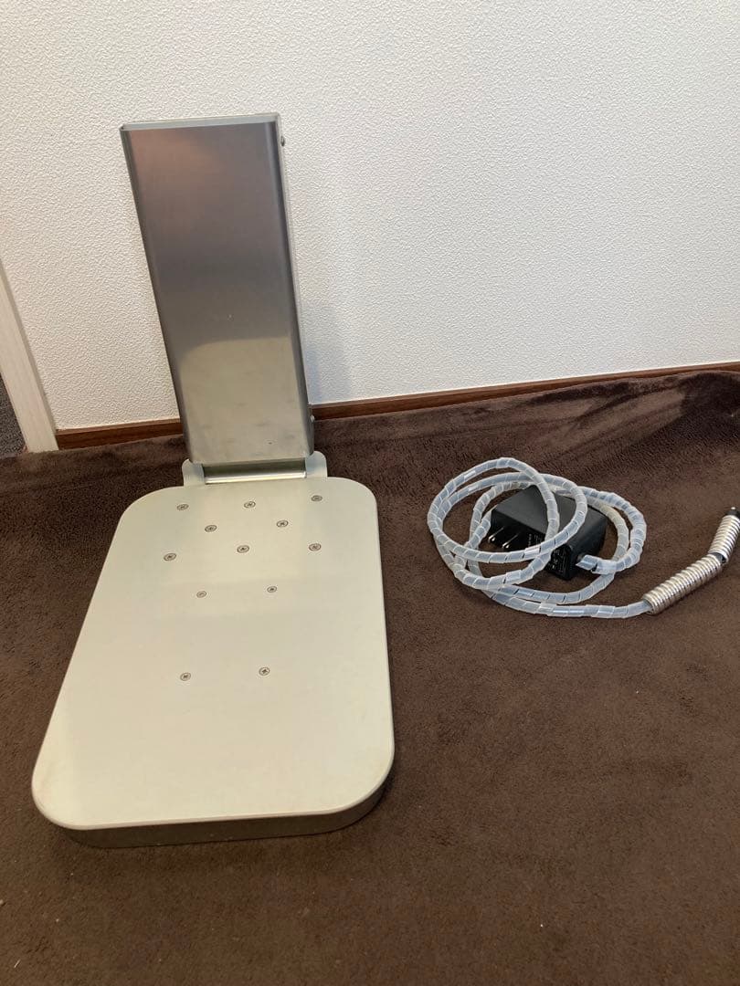 最 安値ペット用品 - ペットヒーター兼クーラー 小動物用 PC-200