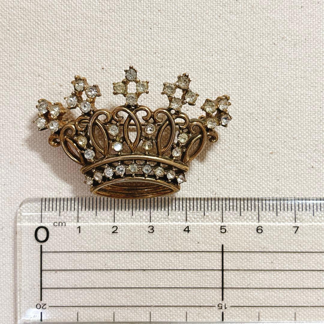 トリファリ ゴールド 大きめ 王冠のブローチ ピン - アクセサリー工場