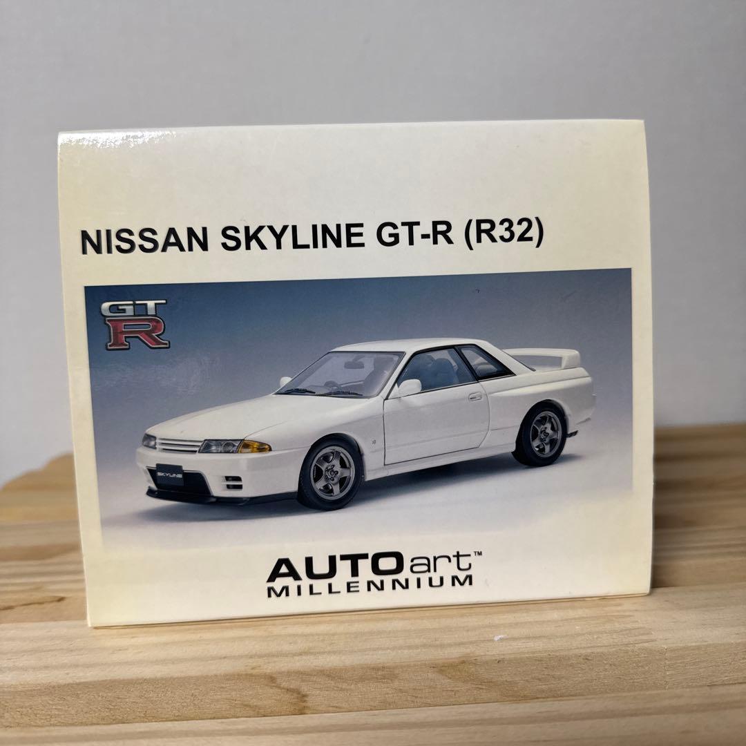 AUTOart 1/18 日産 スカイラインGT-R R32