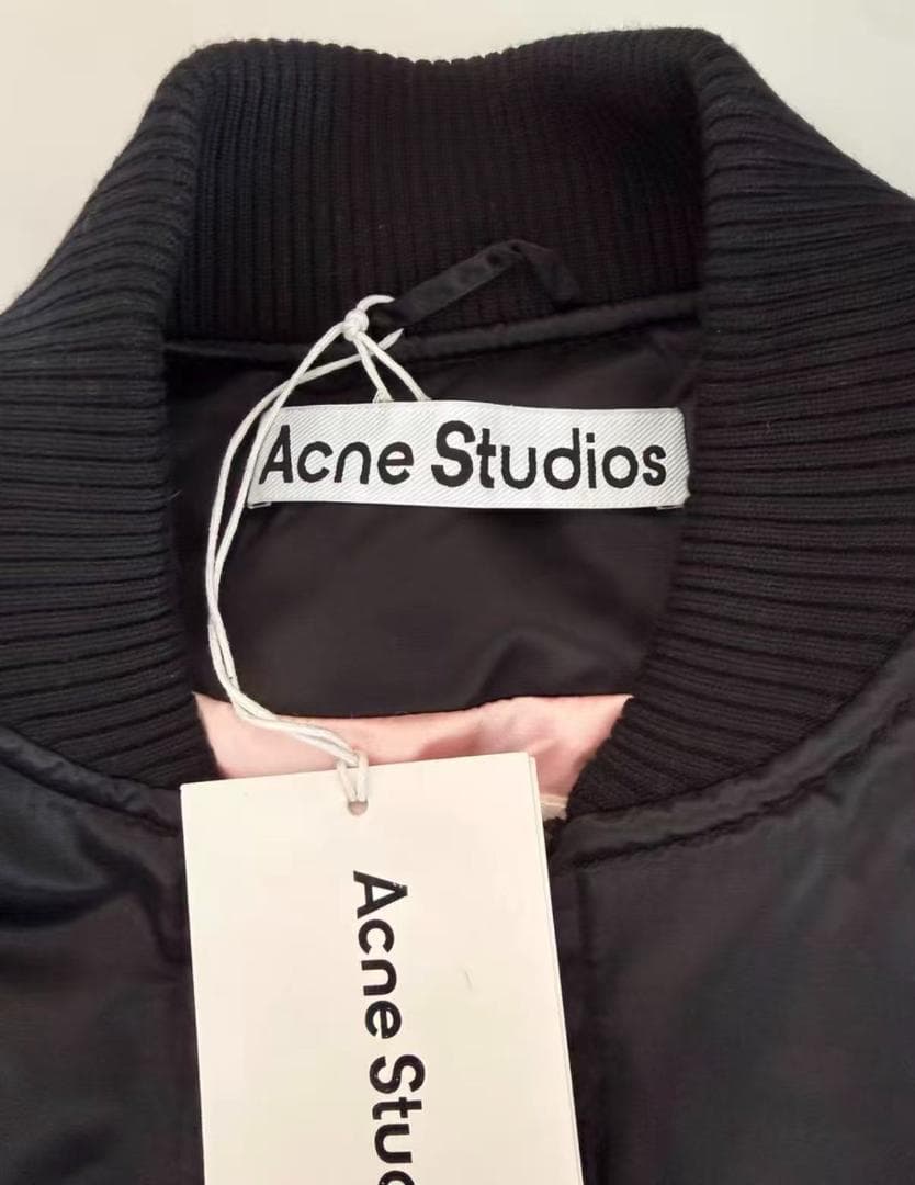 希少 ✨Acne Studios ブラック MA-1ジャケット - メルカリ