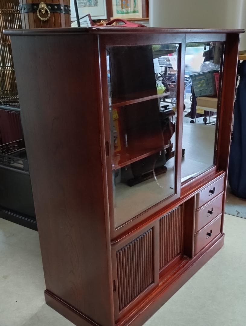 Y【昭和レトロ】アンティーク！サイズ感も絶妙！カリモク 茶箪笥 食器