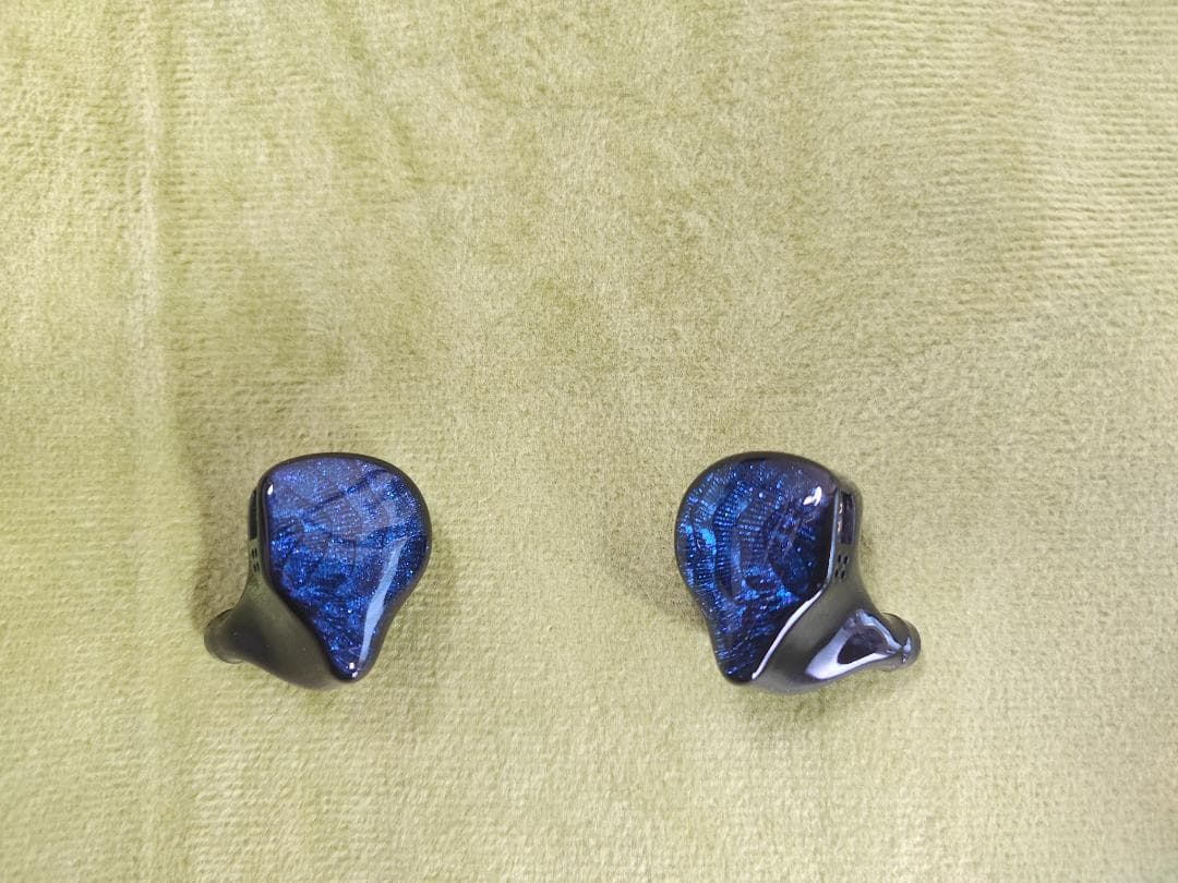 TRUTHEAR NOVA+Yongse Marsケーブル