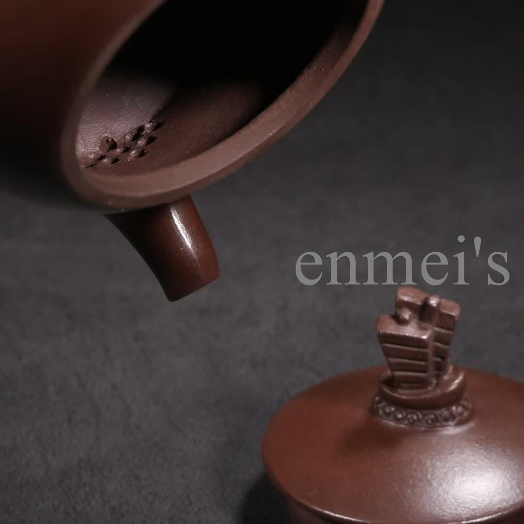 中国古美術・宜興原鉱紫泥・一帆风顺紫砂急須・ 底款:汪寅仙作・茶壺・