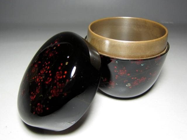 土日限定価格＞八雲塗 山根進 内銀桜絵大棗 表千家十三代即中斎花押