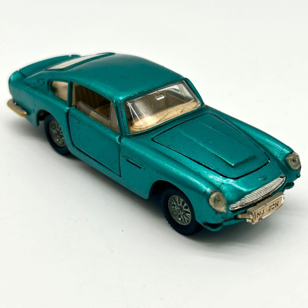 DINKY TOYS ASTON MARTIN ダイキャスト製ミニカー 英国製