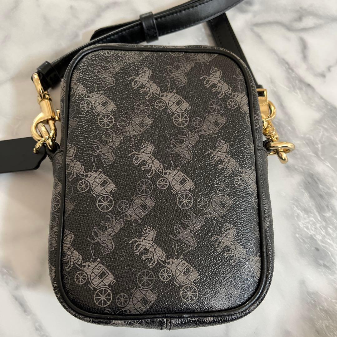 COACH ブラック ショルダーバッグ　コーチ