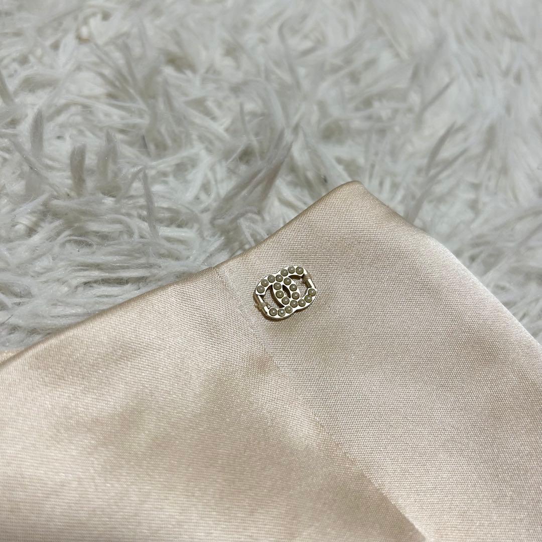 CHANEL シルク100% ココマーク パール リボン 光沢 フレアスカート