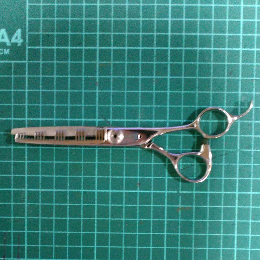 セニングシザー　(BBC シザー) セニングシザー | 美容ハサミ(シザー)メーカー[トラックスシザーズ