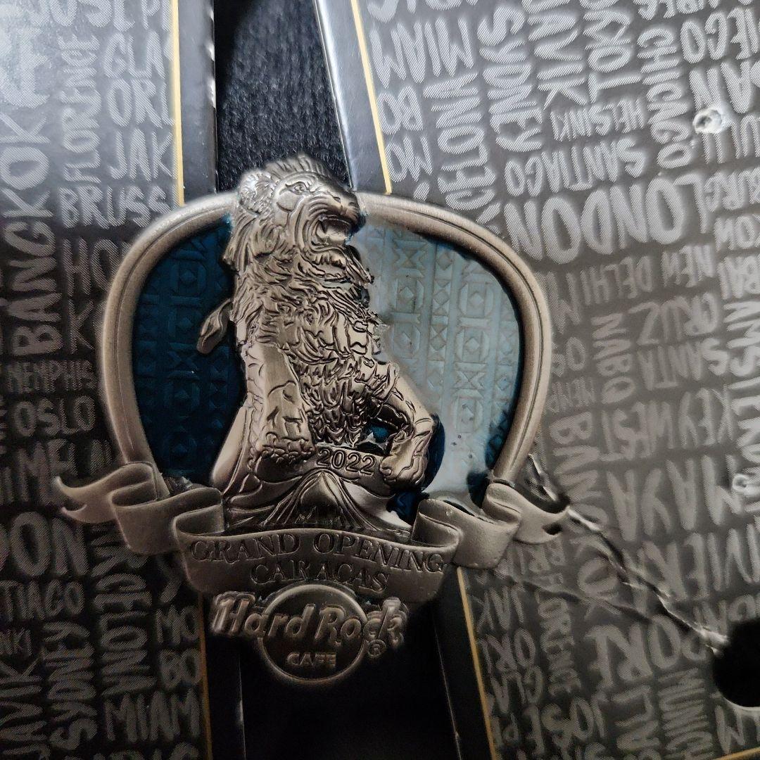 ハードロックカフェ チェンマイグランドオープニング スタッフピン