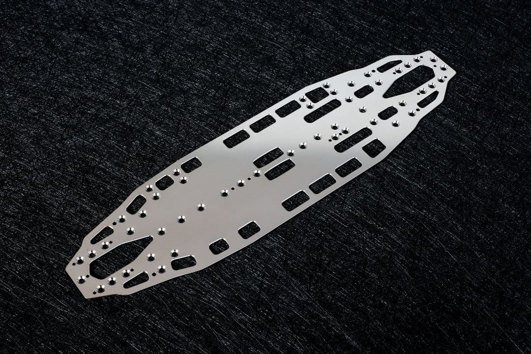 m*g WEIRC SP1 1.2mmスチールシャーシセット