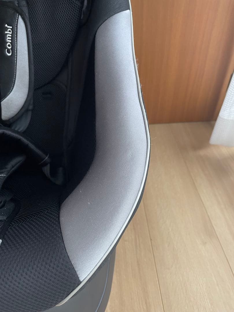 combi ネルーム エッグショック NC570 チャイルドシート シートベルト