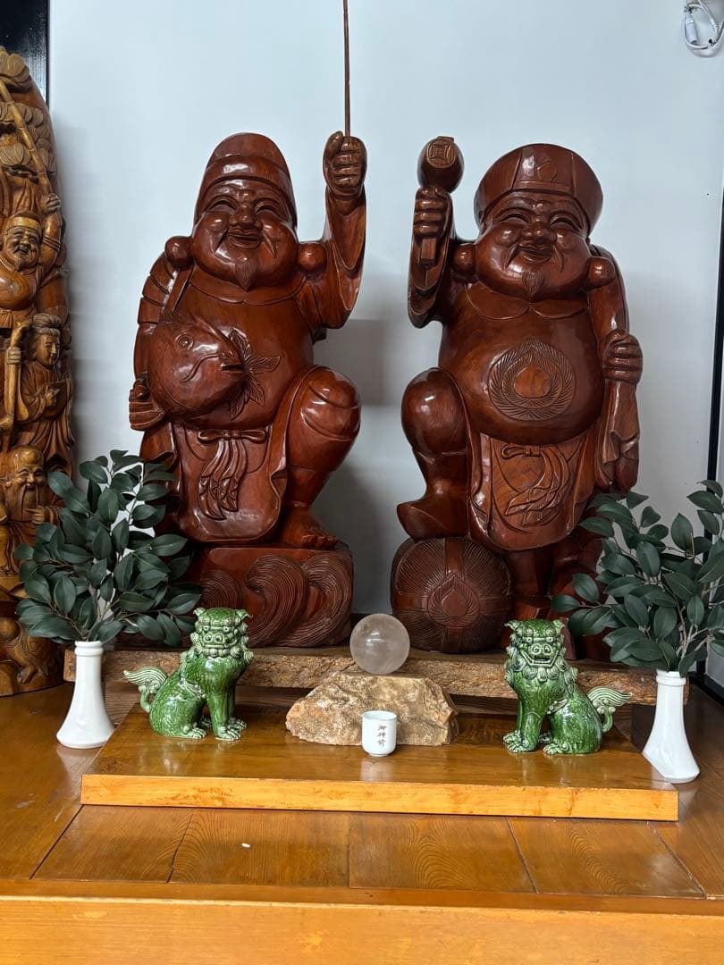 山梨セット出したいかなと 山梨県新屋山神社 日本一金運