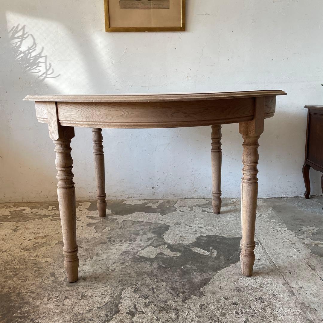 ビンテージ　ラウンドダイニングテーブル　 剥離