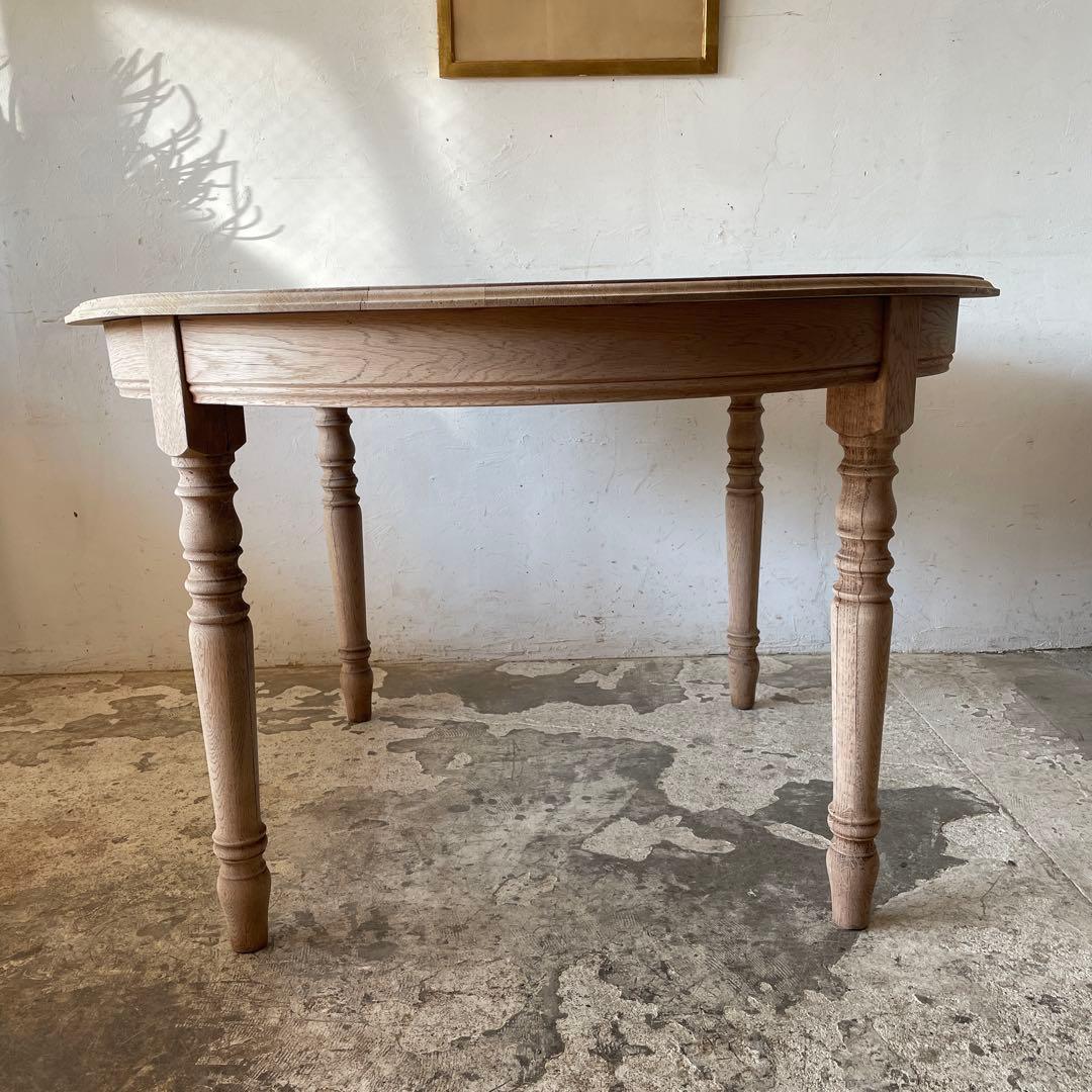 ビンテージ　ラウンドダイニングテーブル　 剥離