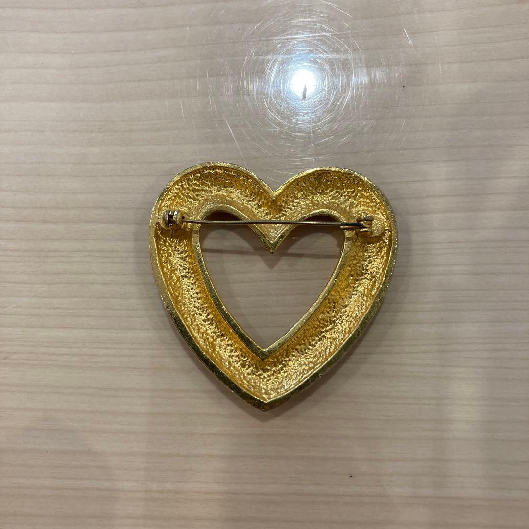 新品未使用】MaxMara 大人気！Mブローチ 新色マスタード 新品未使用