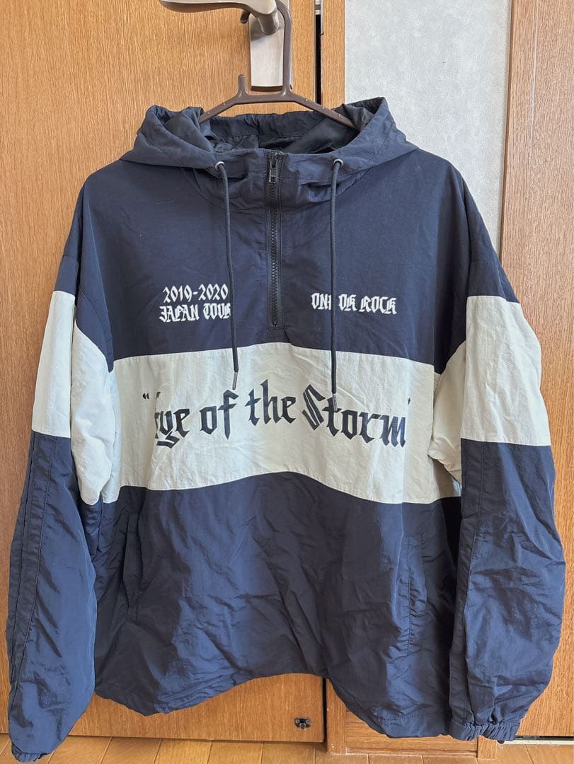 ONE OK ROCK ワンオク ナイロンパーカー M