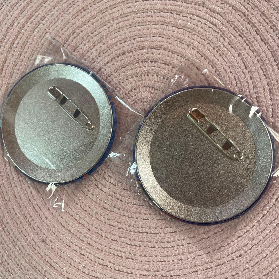 冨岡義勇　鬼滅の刃 ホログラム缶バッジ 漆ノ章 ナムコ限定 2種セット