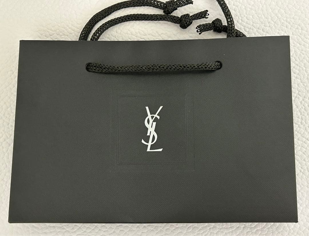綾　YSL メイクミーブラッシュ リキッド69+アイシャドウ125+バーム