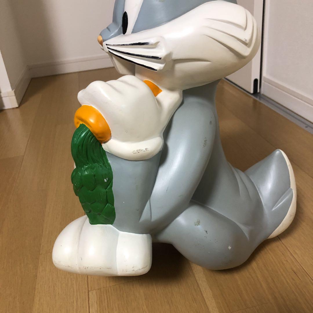 ワーナーブラザーズ　バックスバニーのフィギュア(大)