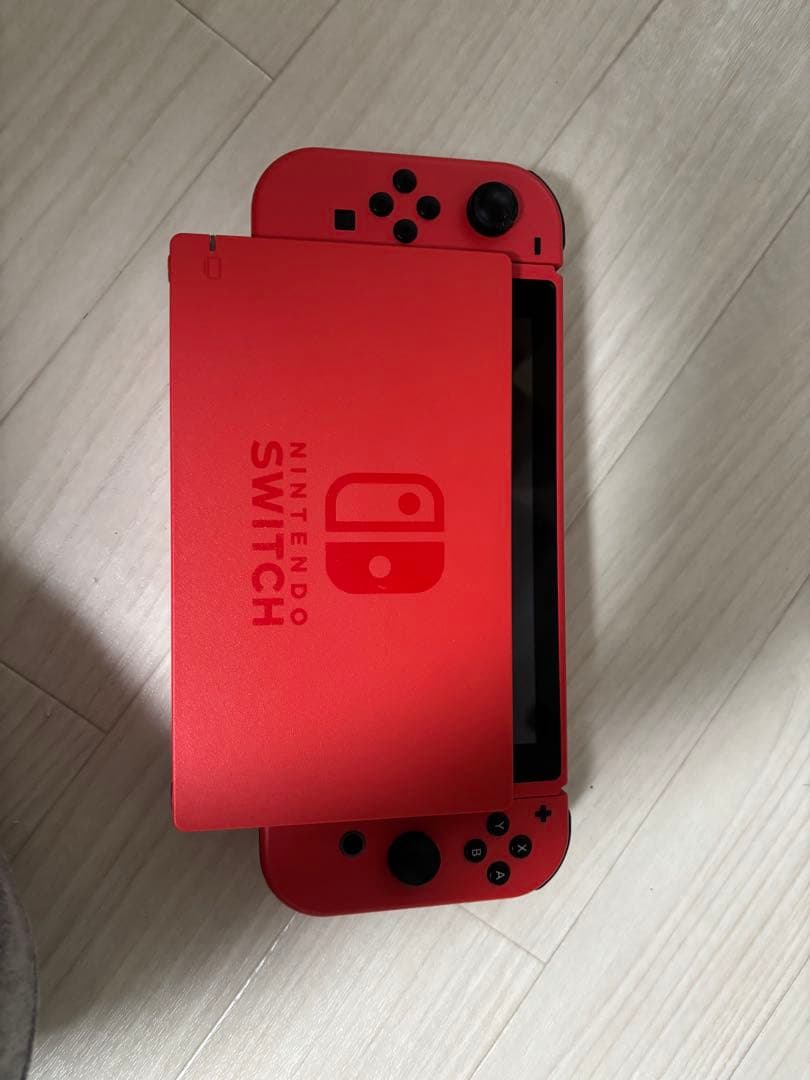 ニンテンドーSwitch 本体　マリオレッド　箱無し