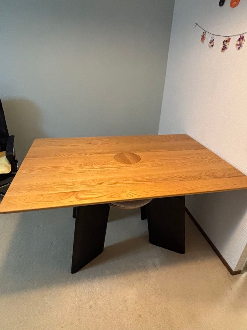 ディノス　猫　ダイニングテーブル　天然木　無垢材　手作り　家具