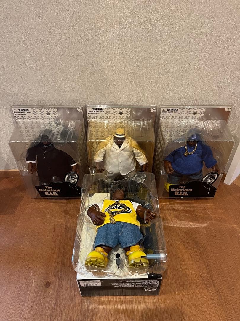 貴重　ノートリアス　ビギー　フィギュア　3体セット＋１体 貴重 ノートリアス ビギー フィギュア 3体セット＋1体 貴重 ノート