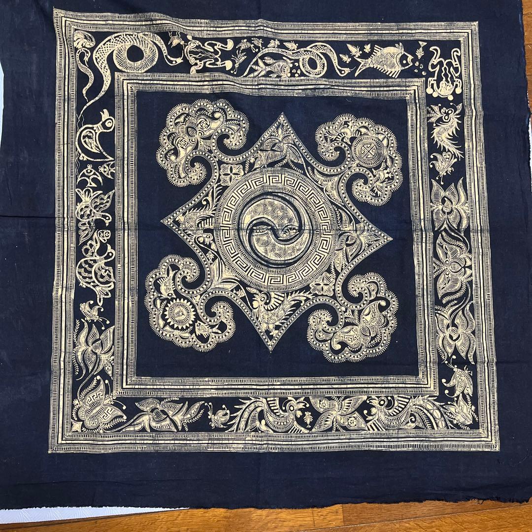 中国少数民族の古い青染め布