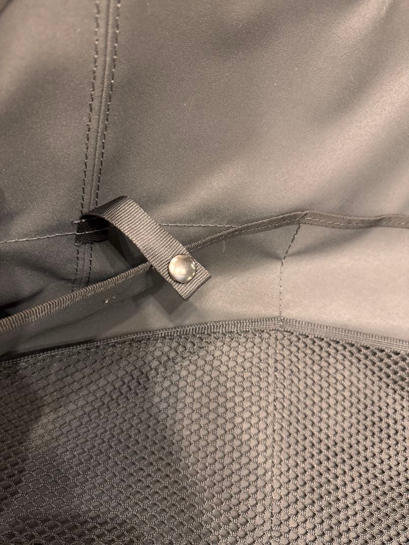 VOLVO純正キックガード　チャイルドシートカバー