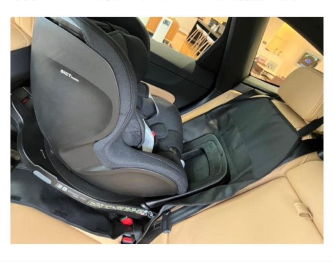 VOLVO純正キックガード　チャイルドシートカバー