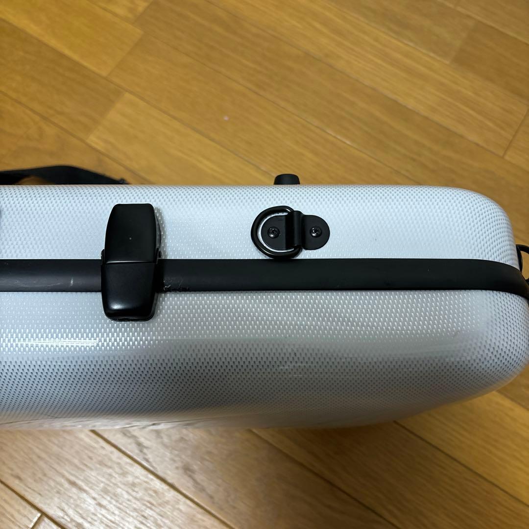 バイオリンケース　カーボンファイバー