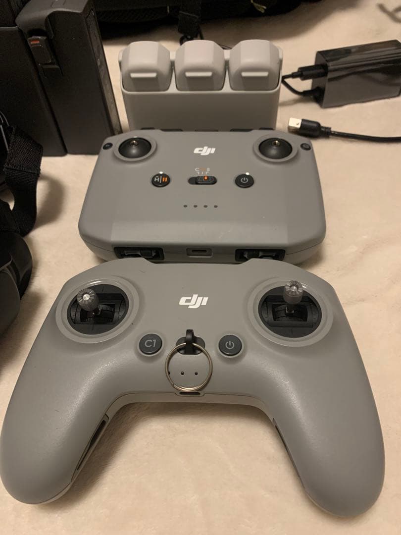 DJI Avata 2 DJI neo 急速充電器付きフルセット DJI Neo基本セット (予備