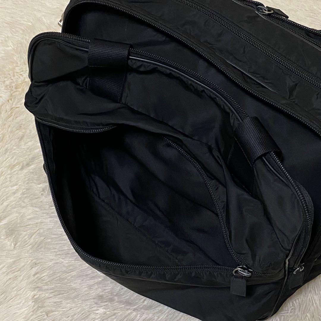 PRADA エクスパンダブル ナイロン ブリーフケース ビジネス バッグ 黒